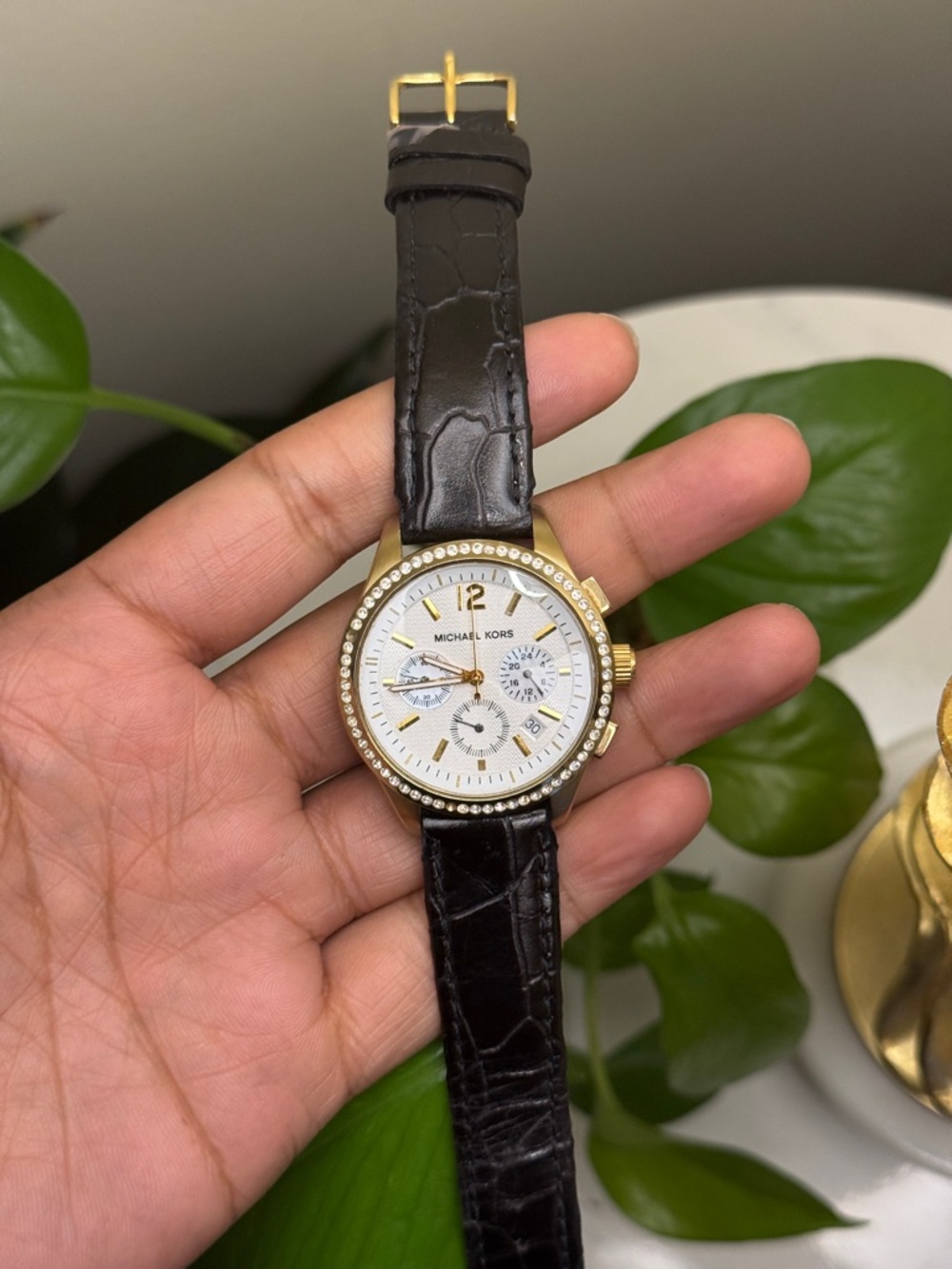 Michael Kors women’s Gold Crystal-Trim Chronograph leather strap Watch - Picture 5 of 7